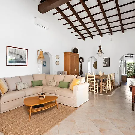 Bini Yaya 8 - Cap Den Font